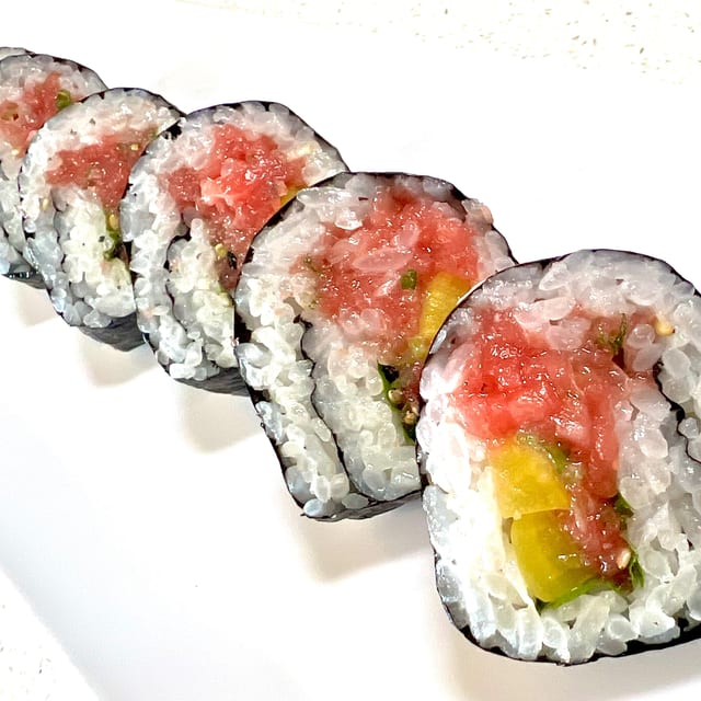 Negi Toro Maki.